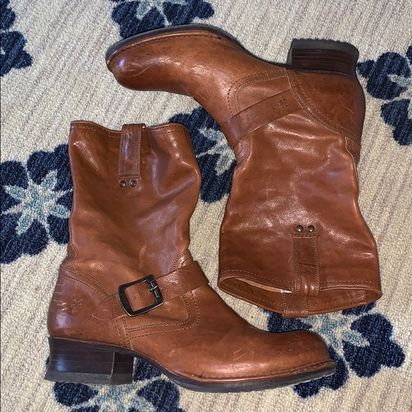 frye engineer boots short